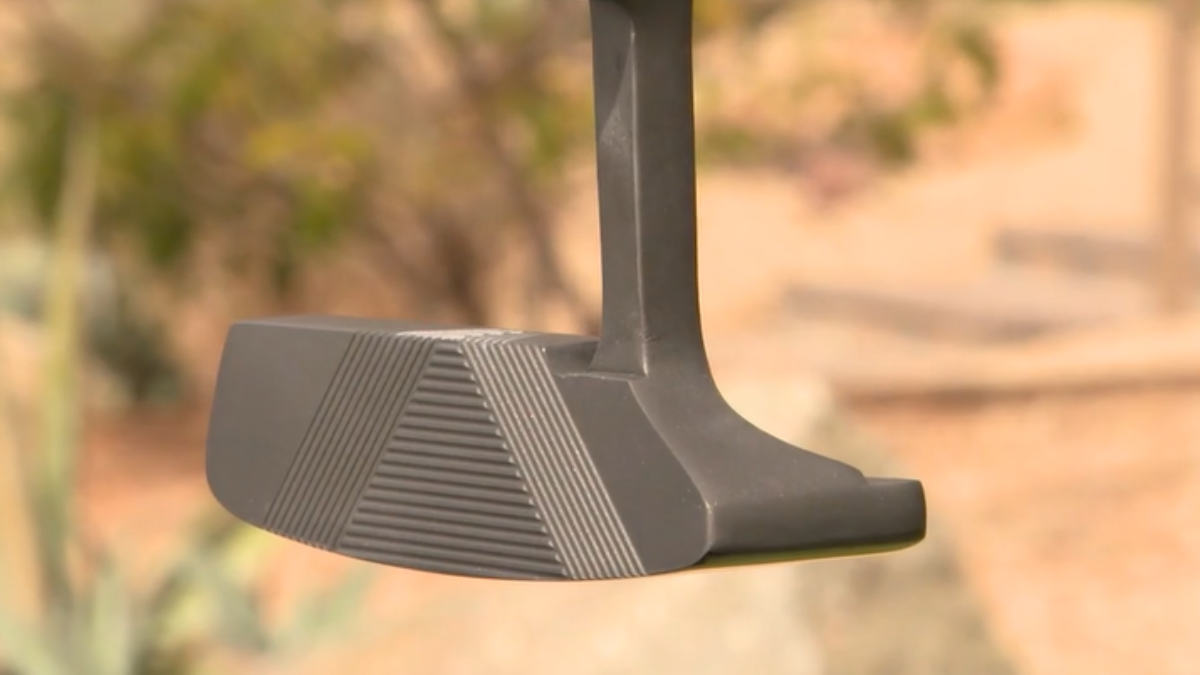 What Putter Length Do I Need? How to Measure Putter Length Pyramid Golf